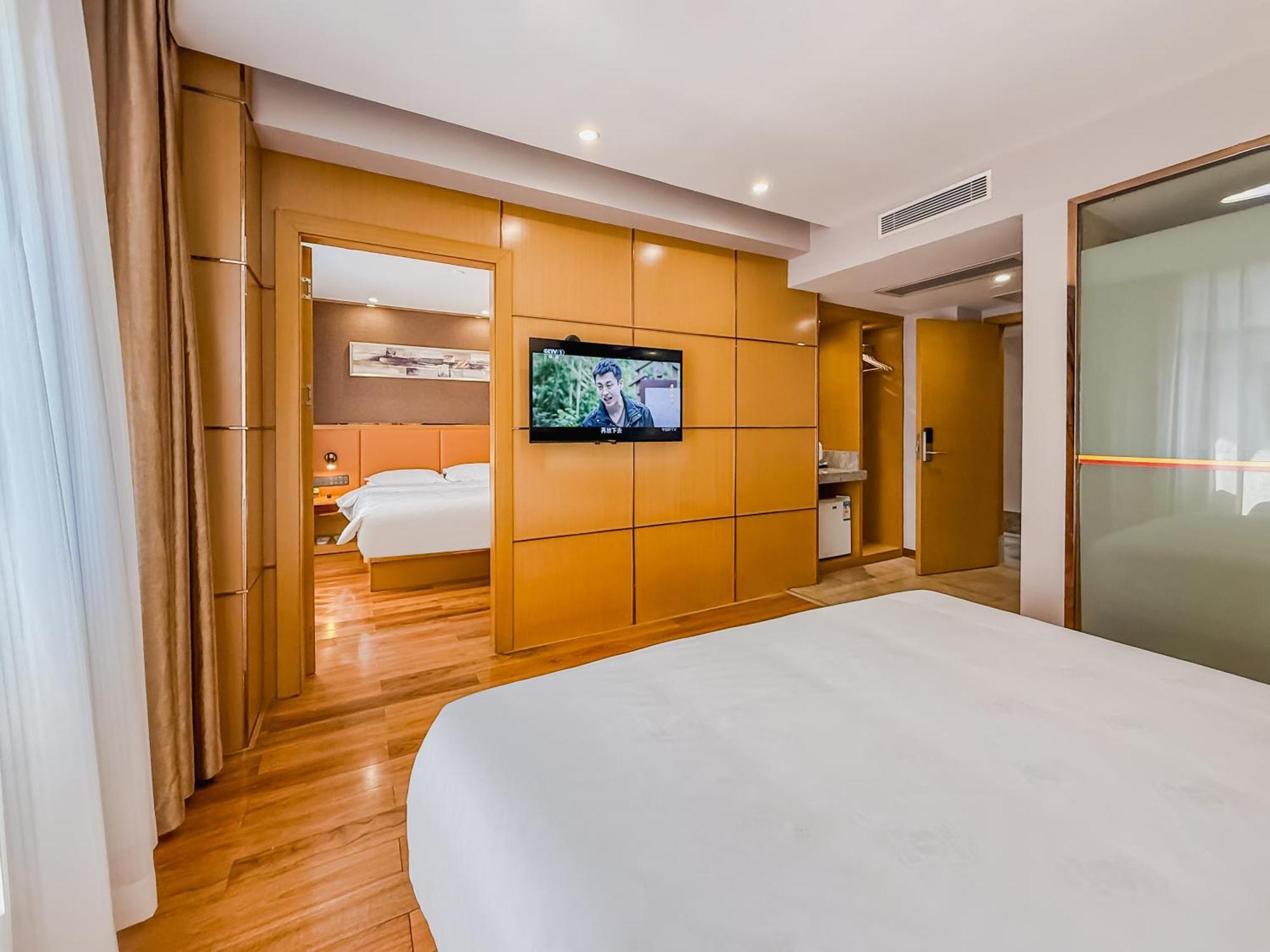 Super 8 Hotel Select Guangzhou Railway Station Xicun Subway Station المظهر الخارجي الصورة